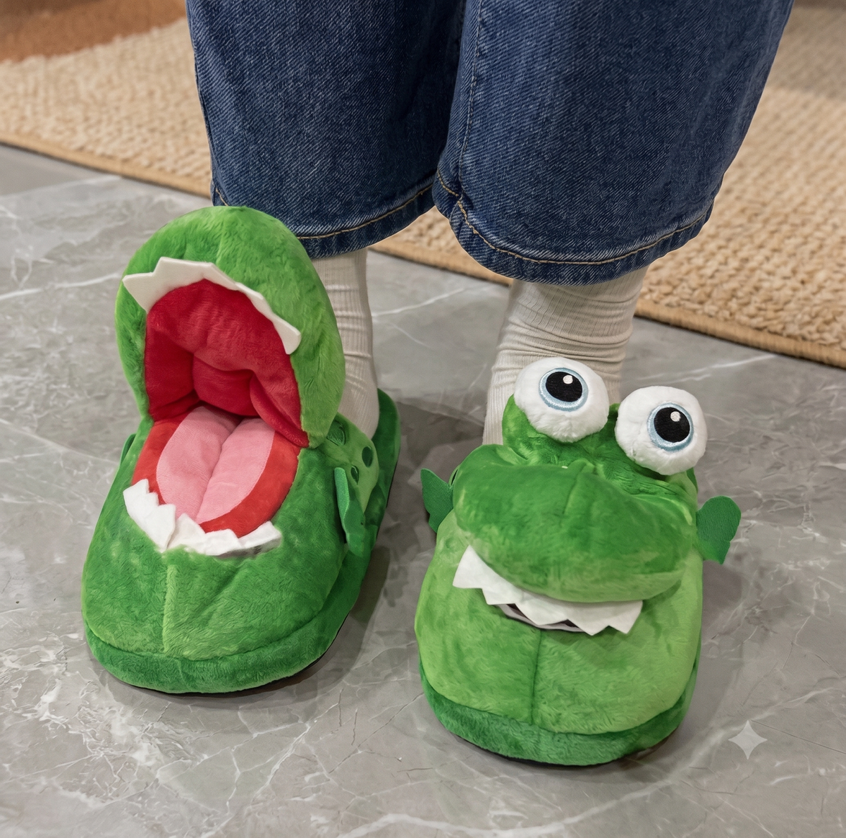 Snapjaws: Swamp Croc Slippers